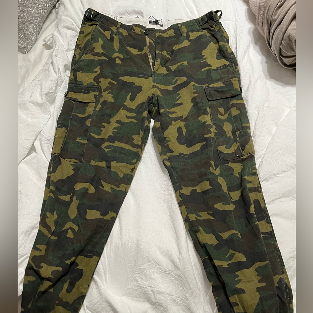 Fashion Nova Cadet Camo Pants XL